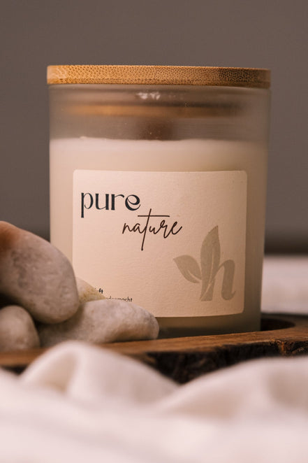 herzton Pure Nature Nahaufnahme Etikett mit herzton Logo