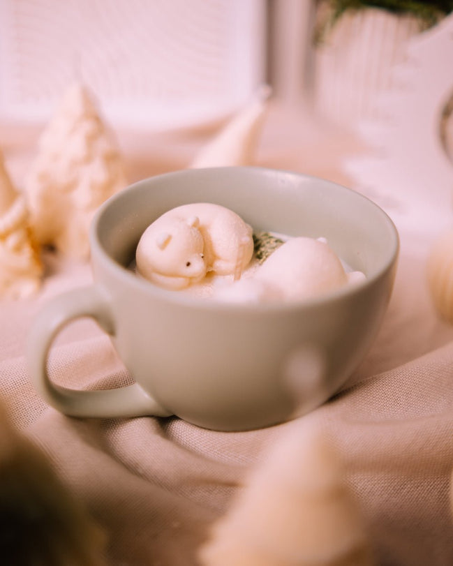 Winterschlaf - Eisbärentasse - Herzton
